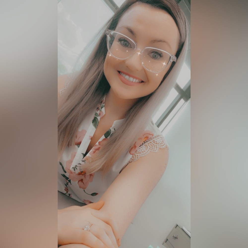 Meet your Posher, Amber